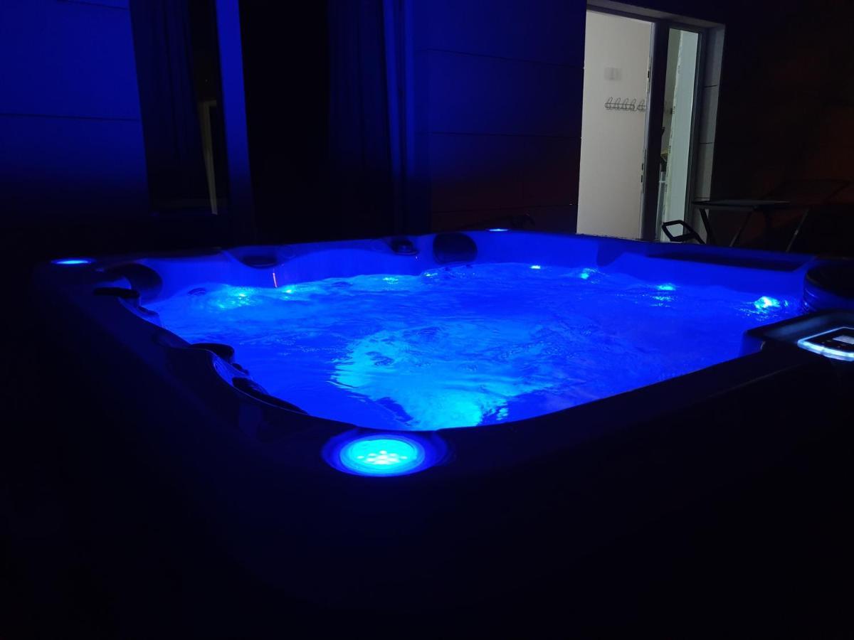 דירות דוברובניק Abelia, Two Terraces, Hot Tub, Free Parking מראה חיצוני תמונה